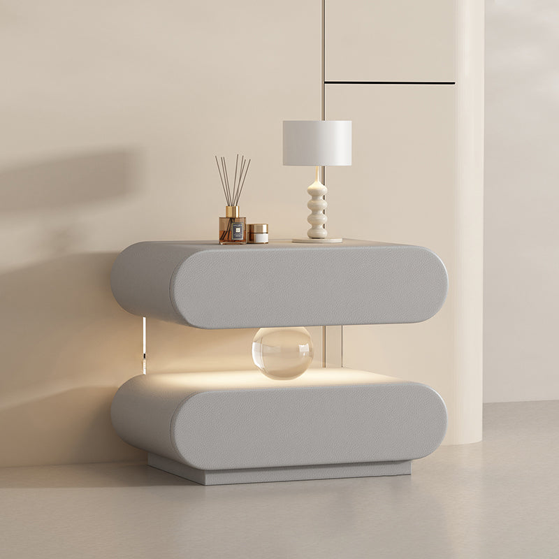 Mesita de Noche Rectangular Ovalada Moderna Minimalista de Madera Maciza con Rascador de Gato de Cuero, Acrílico, Cristal y Sensor de Luz con 2 Cajones para Dormitorio
