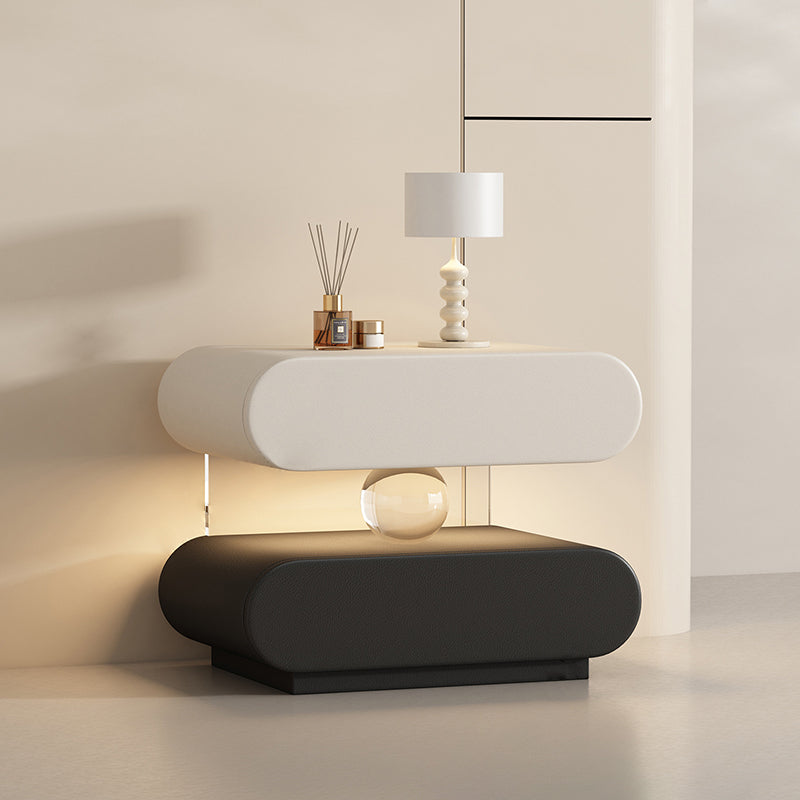Mesita de Noche Rectangular Ovalada Moderna Minimalista de Madera Maciza con Rascador de Gato de Cuero, Acrílico, Cristal y Sensor de Luz con 2 Cajones para Dormitorio