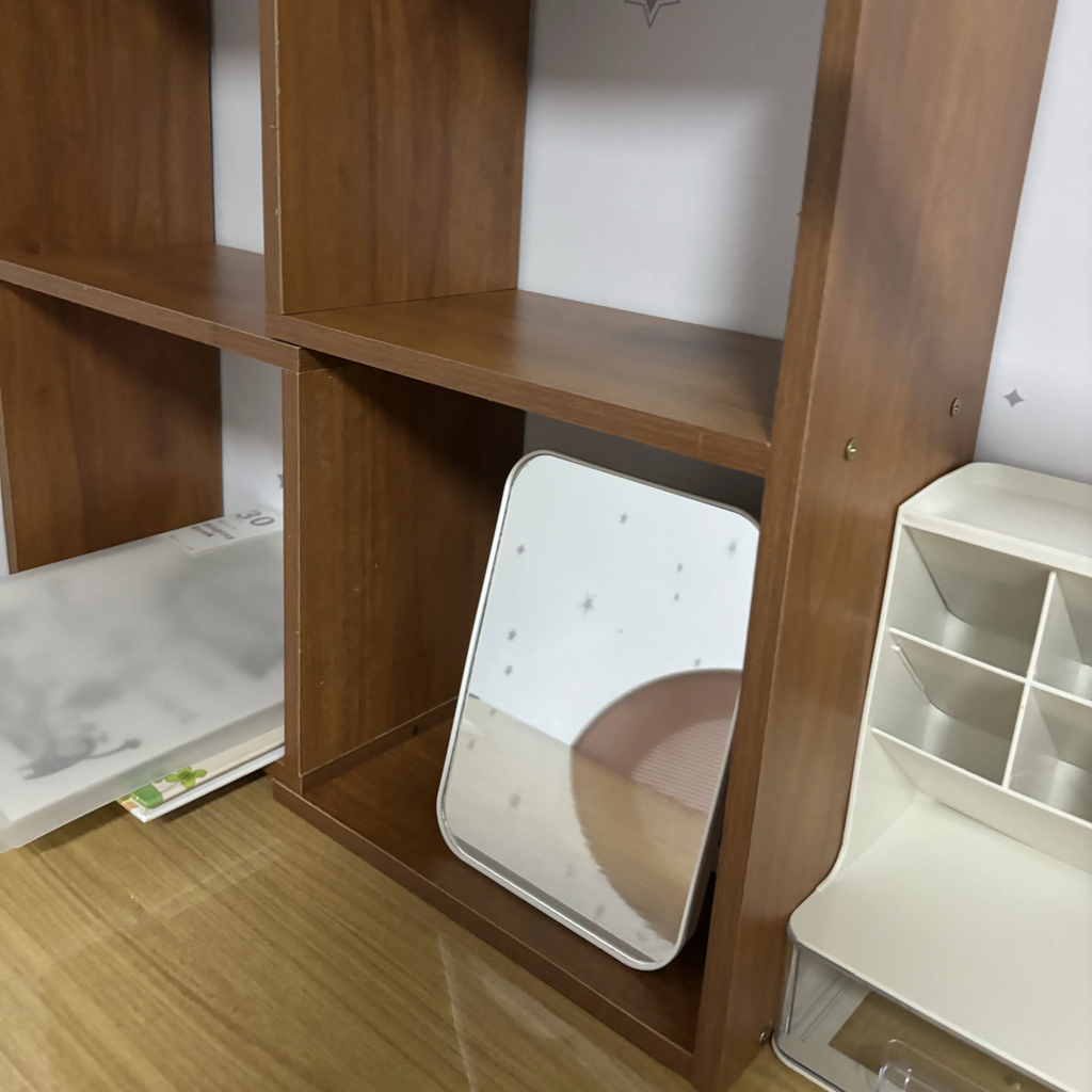 Contemporary Scandinavian Rectangular Eco-Friendly Board Storage Bookshelf 3/4-Tier For Bedroom