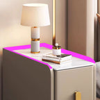 Mesita de Noche Rectangular Estrecha de Cuero Sintético y Madera Maciza con Acero al Carbono, Estilo Nórdico Contemporáneo, con 2 Cajones para Dormitorio