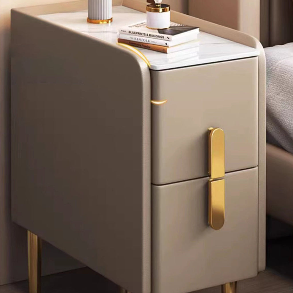 Mesita de Noche Rectangular Estrecha de Cuero Sintético y Madera Maciza con Acero al Carbono, Estilo Nórdico Contemporáneo, con 2 Cajones para Dormitorio