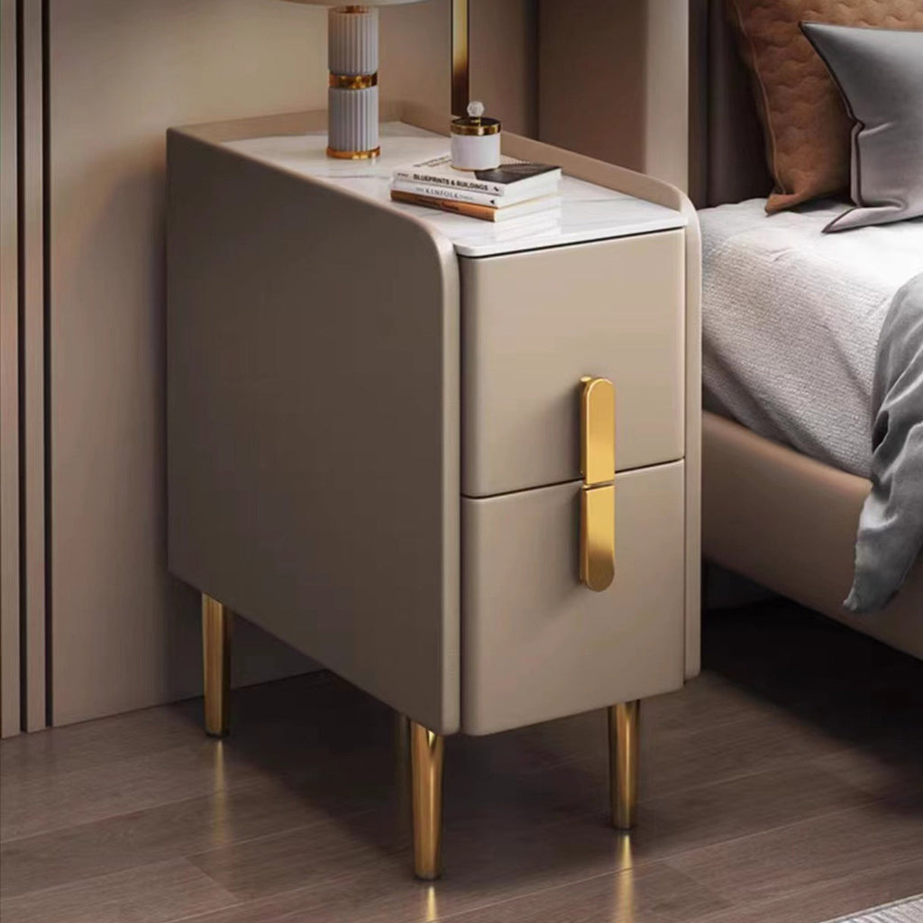 Mesita de Noche Rectangular Estrecha de Cuero Sintético y Madera Maciza con Acero al Carbono, Estilo Nórdico Contemporáneo, con 2 Cajones para Dormitorio