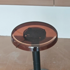 Taburete redondo moderno de lujo en acrílico y acero al carbono para comedor