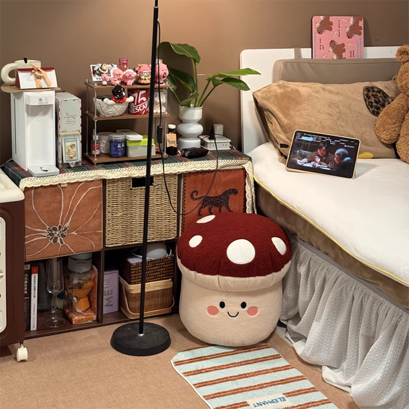 Kids’ Contemporary Cartoon Mushroom Plush Stool – Low, Backless & Armless, EPP Foam, Living Room Accent
