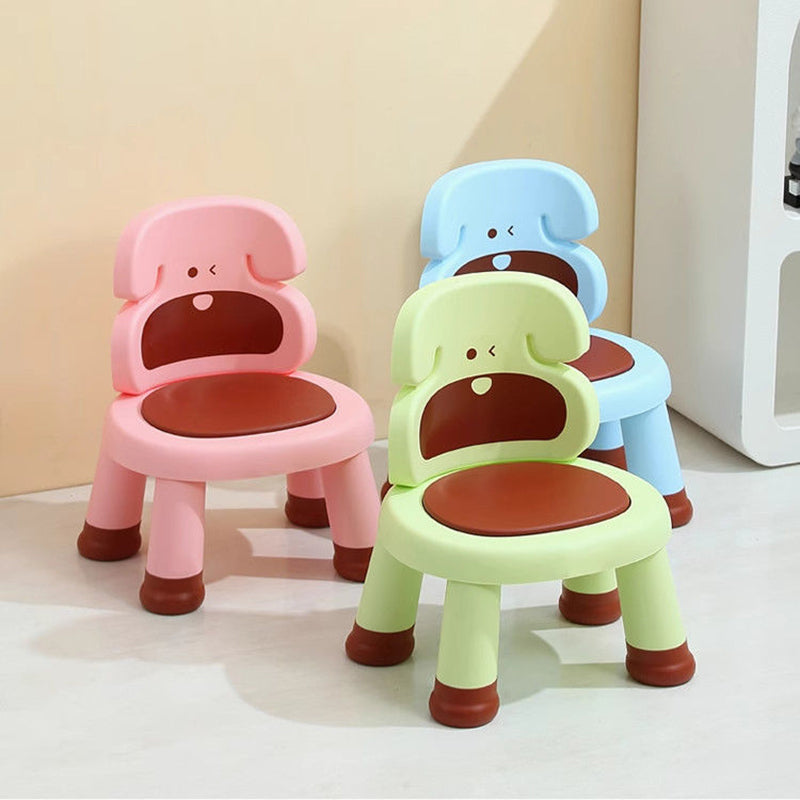Modern Art Deco Cartoon Dog-Shaped Kids' Low Stool - Armless, Backless, PP Plastic, Living Room Accent