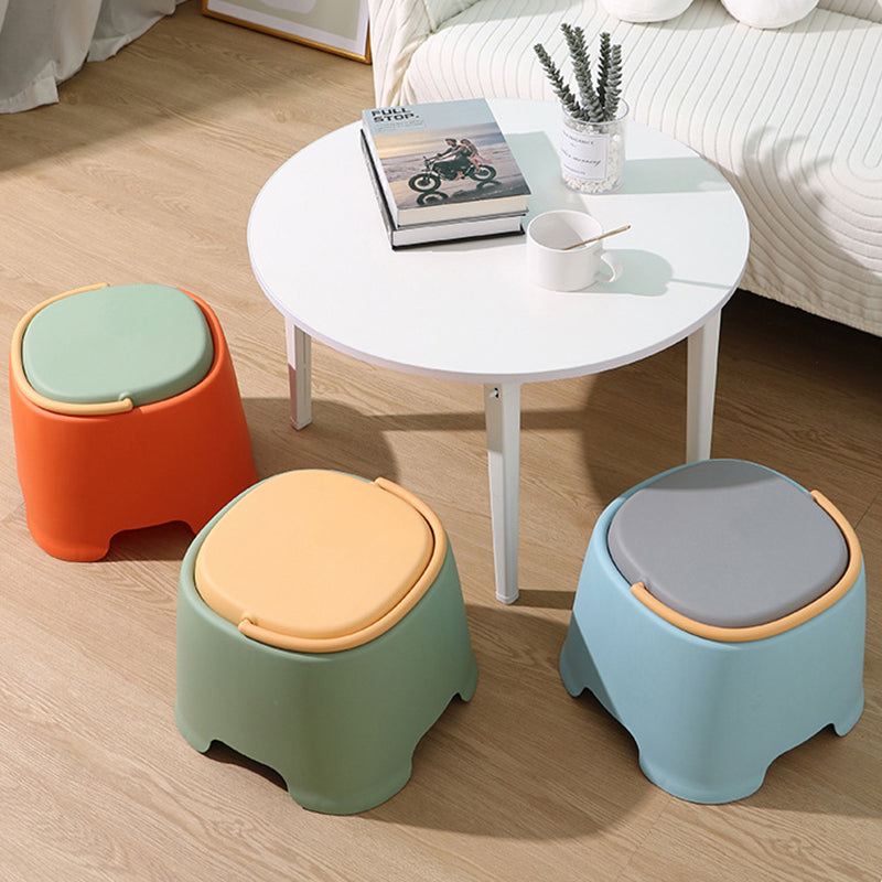 Contemporary Nordic Round-Square PP Plastic Stool – Stackable, Portable, Low-Profile, Backless & Armless for Living Room