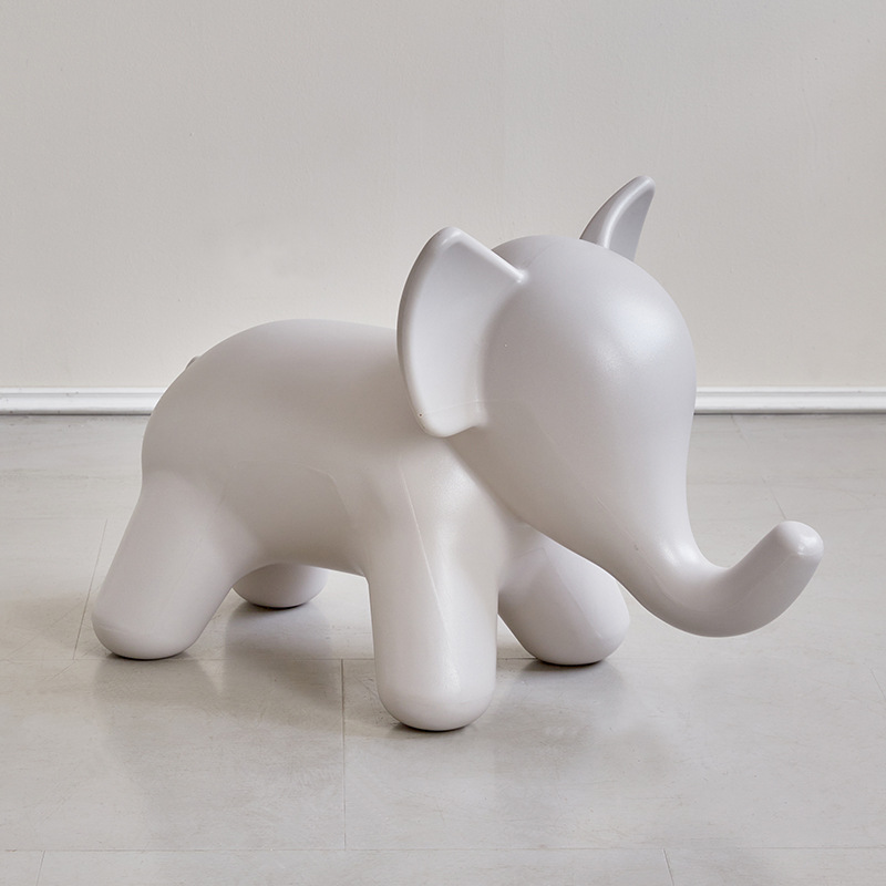 Modern Art Deco Cartoon Elephant Kids' Low Stool - Backless, Armless PE Plastic Seat, Ideal for Living Room