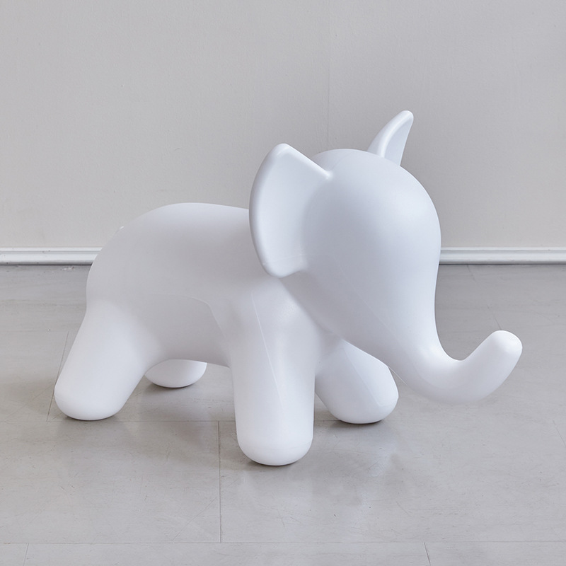 Modern Art Deco Cartoon Elephant Kids' Low Stool - Backless, Armless PE Plastic Seat, Ideal for Living Room