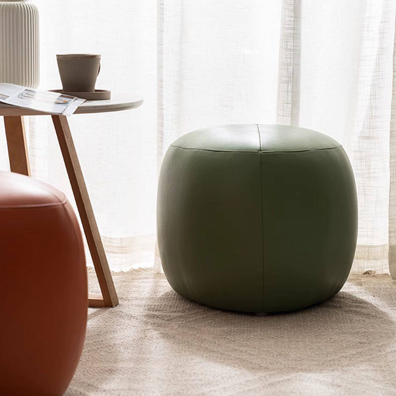 Taburete bajo contemporáneo escandinavo de madera de pino — Acolchado con cuero sintético, diseño de triángulo redondeado, asiento sin respaldo ni reposabrazos para sala de estar