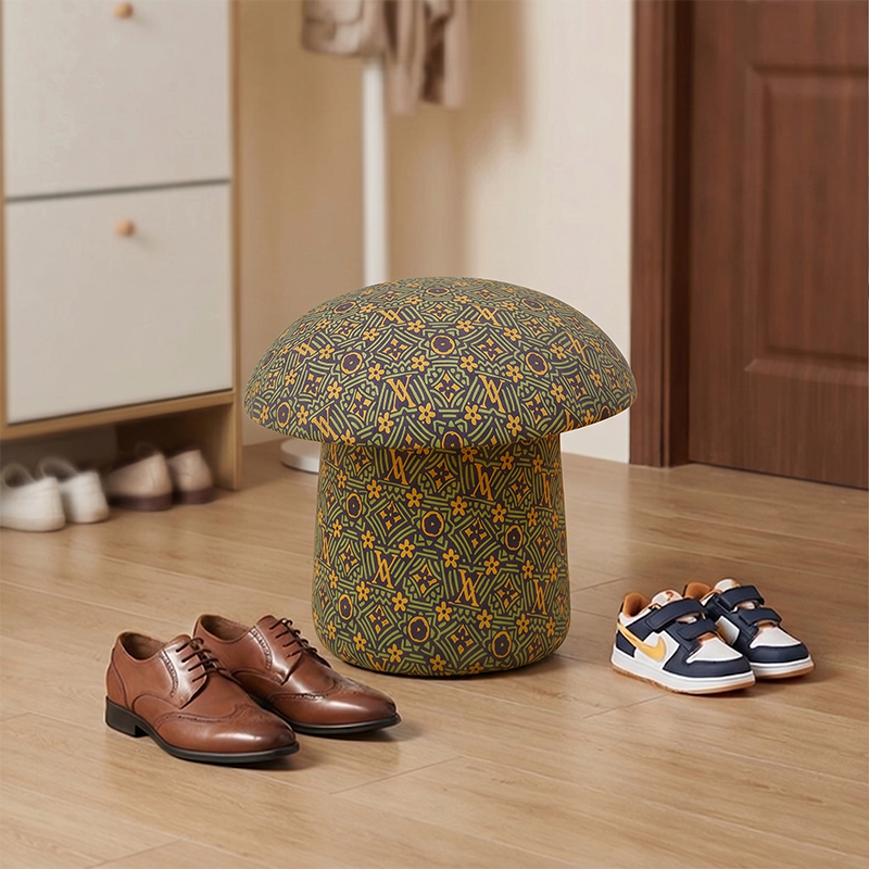 Modern Art Deco Velvet Molded Stool for Kids – Low, Backless Mushroom Seat in Cotton & Metal, Ideal for Entryway & Hallway
