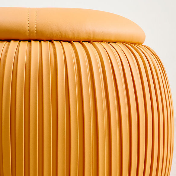 Taburete de almacenamiento escandinavo contemporáneo de piel sintética con forma de calabaza — Asiento multiusos bajo, sin respaldo y sin reposabrazos, con construcción de madera contrachapada acolchada con espuma para sala de estar y entrada