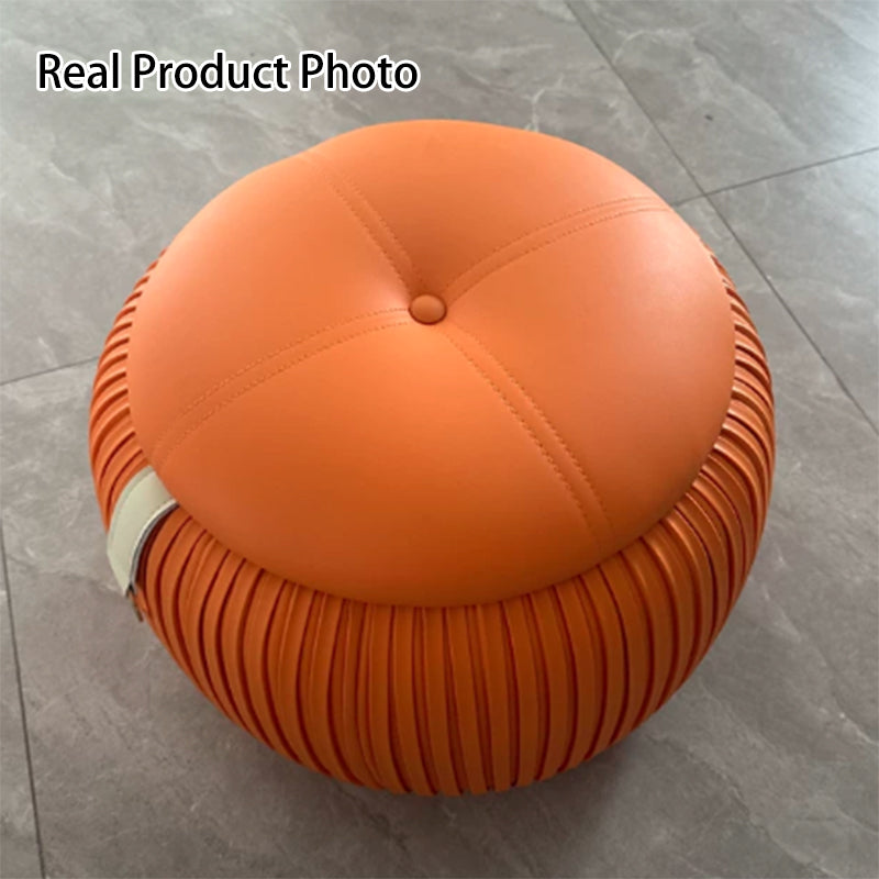 Taburete de almacenamiento escandinavo contemporáneo de piel sintética con forma de calabaza — Asiento multiusos bajo, sin respaldo y sin reposabrazos, con construcción de madera contrachapada acolchada con espuma para sala de estar y entrada