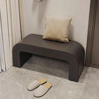 Elegante banco reposapiés moderno de cuero sintético con madera contrachapada – Diseño rectangular redondeado para sala de estar