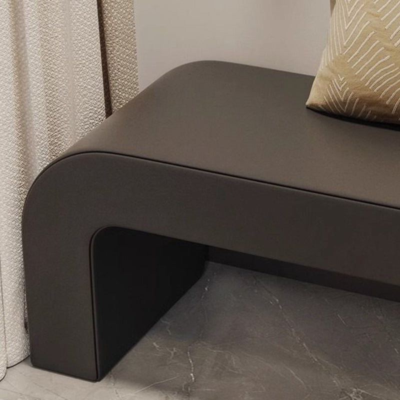 Elegante banco reposapiés moderno de cuero sintético con madera contrachapada – Diseño rectangular redondeado para sala de estar