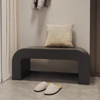 Elegante banco reposapiés moderno de cuero sintético con madera contrachapada – Diseño rectangular redondeado para sala de estar