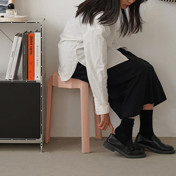 Modern Minimalist Petal-Shaped PP Stackable Stool - Low-Profile Seating for Living Room