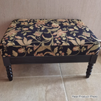 Elegante taburete bajo curvo cuadrado de madera de fresno con lino vintage tradicional para sala de estar