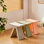 Modern Minimalist Geometric PE Plastic Kids' Low Stool — Backless & Armless, Hallway-Ready