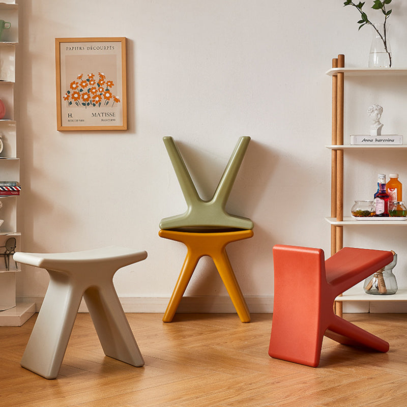 Modern Minimalist Geometric PE Plastic Kids' Low Stool — Backless & Armless, Hallway-Ready