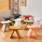 Modern Minimalist Geometric PE Plastic Kids' Low Stool — Backless & Armless, Hallway-Ready