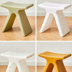 Modern Minimalist Geometric PE Plastic Kids' Low Stool — Backless & Armless, Hallway-Ready