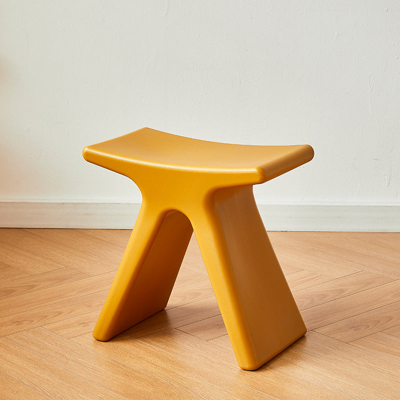 Modern Minimalist Geometric PE Plastic Kids' Low Stool — Backless & Armless, Hallway-Ready