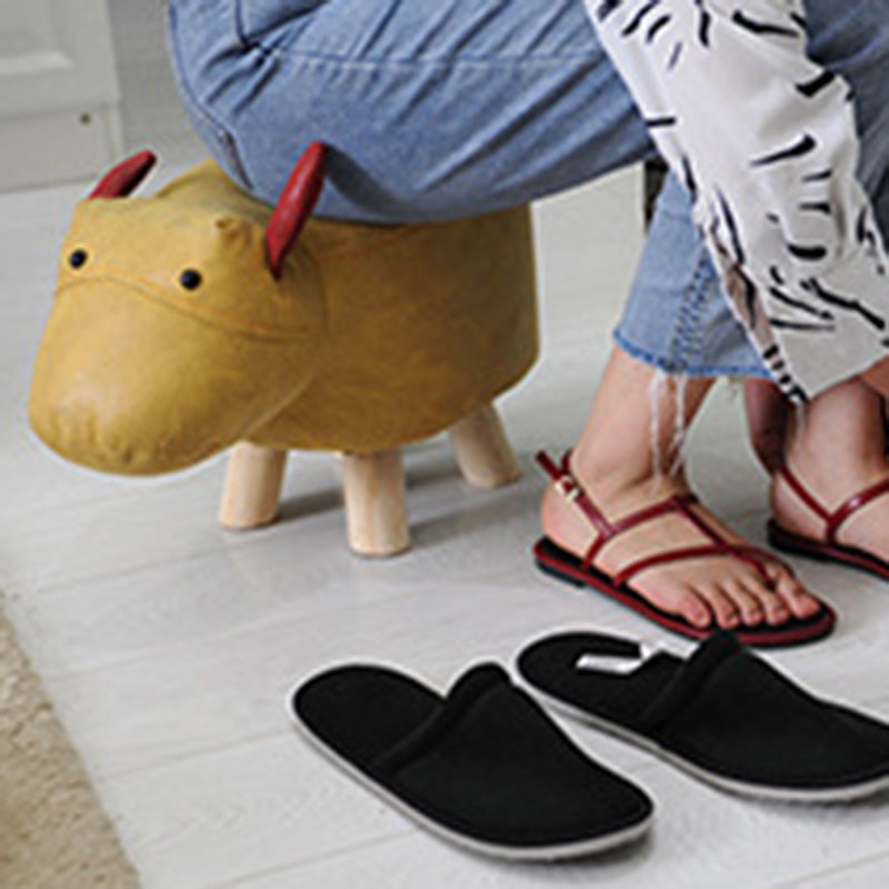 Taburete infantil contemporáneo con diseño de elefante - Tapicería de tela, base de madera, acolchado de esponja suave, adorable taburete con forma de animal para la entrada