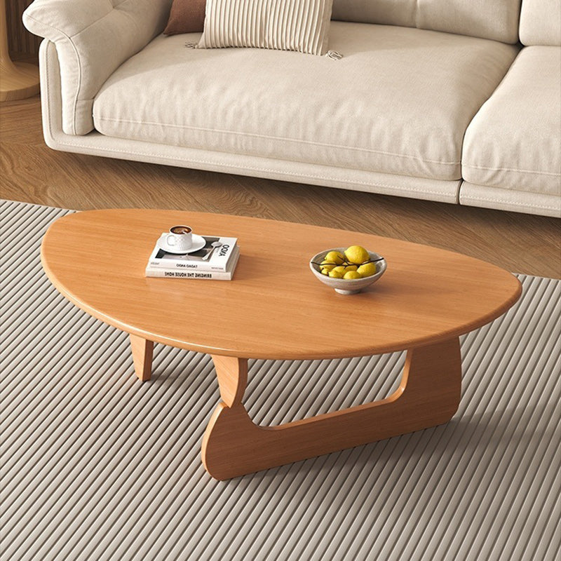 Mesa de centro tradicional japonesa de caucho con diseño de triángulo redondeado de 1 nivel para sala de estar