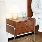 Mesita de Noche Contemporánea Retro Rectangular de Madera de Roble y Acero Inoxidable con 2 Cajones Para Dormitorio