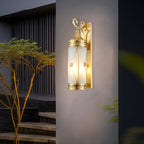 Lámpara de pared exterior de 3 luces con pantalla de cristal con diseño de agua cilíndrico y marco de latón de lujo contemporáneo para jardín