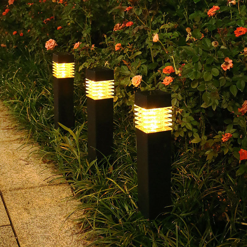 Modern Louvered Solar Pathway Lights Waterproof LED Outdoor Bollard Landscape Lighting for Garden and Driveway