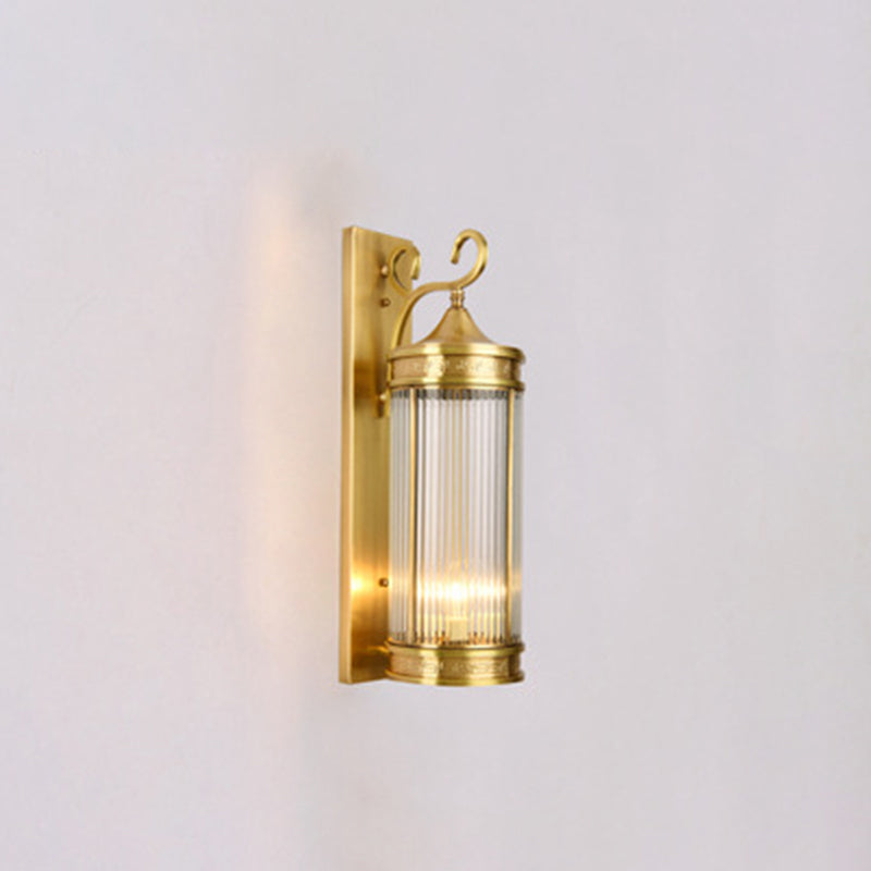 Lámpara de pared exterior de 3 luces con pantalla de cristal con diseño de agua cilíndrico y marco de latón de lujo contemporáneo para jardín